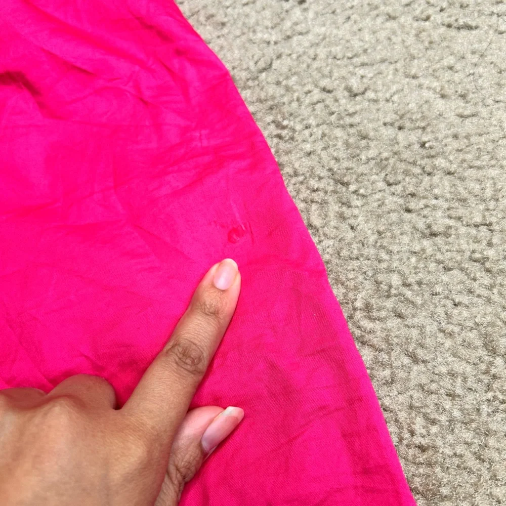 Old Navy Hot Pink Women’s Bermuda Shorts